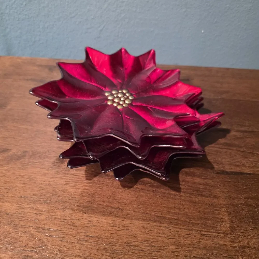 Set of 5 Pier 1 Imports Glass Poinsettia Dessert Salad Plates 8